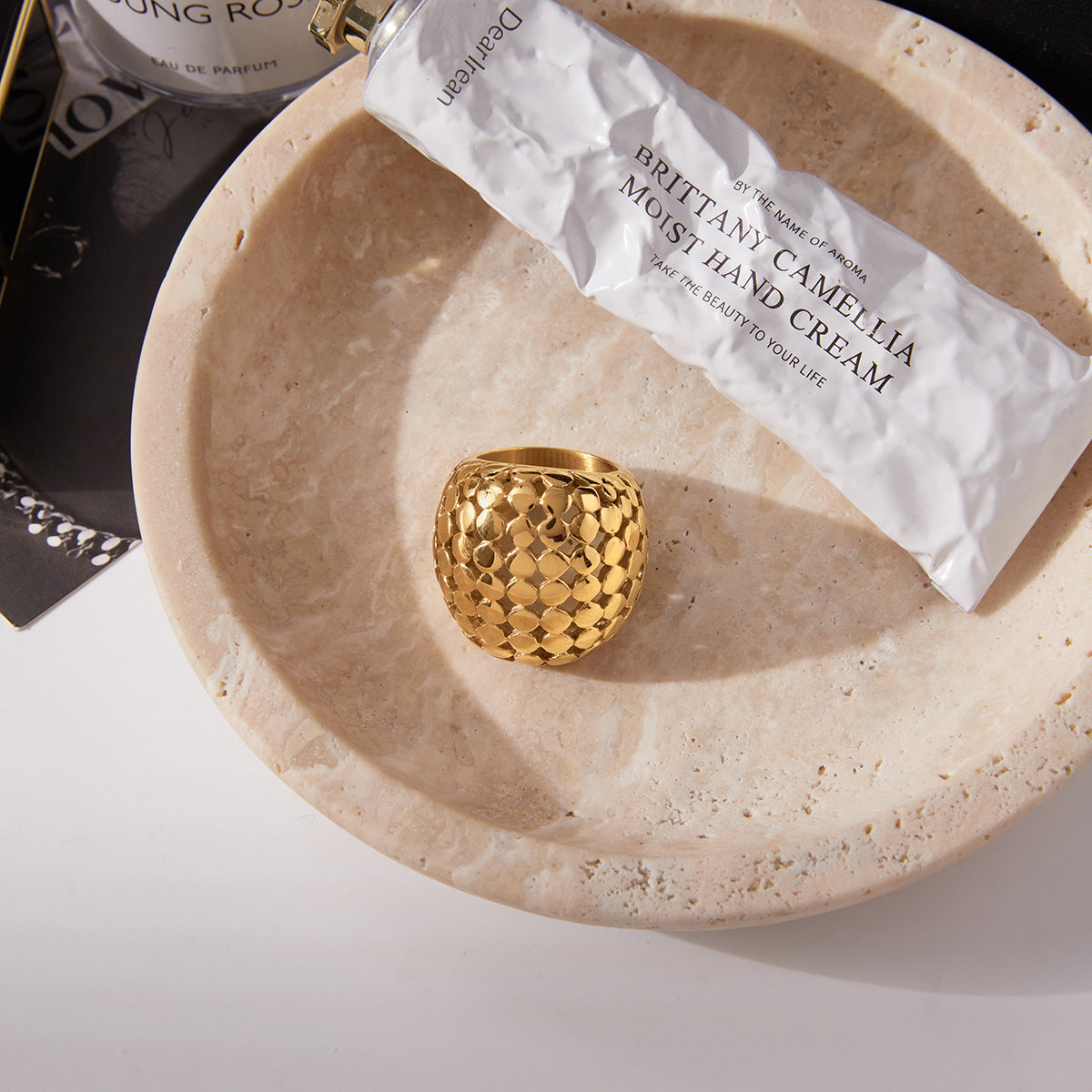 LARK RING