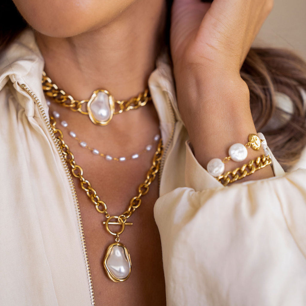 ALINA PEARL NECKLACE