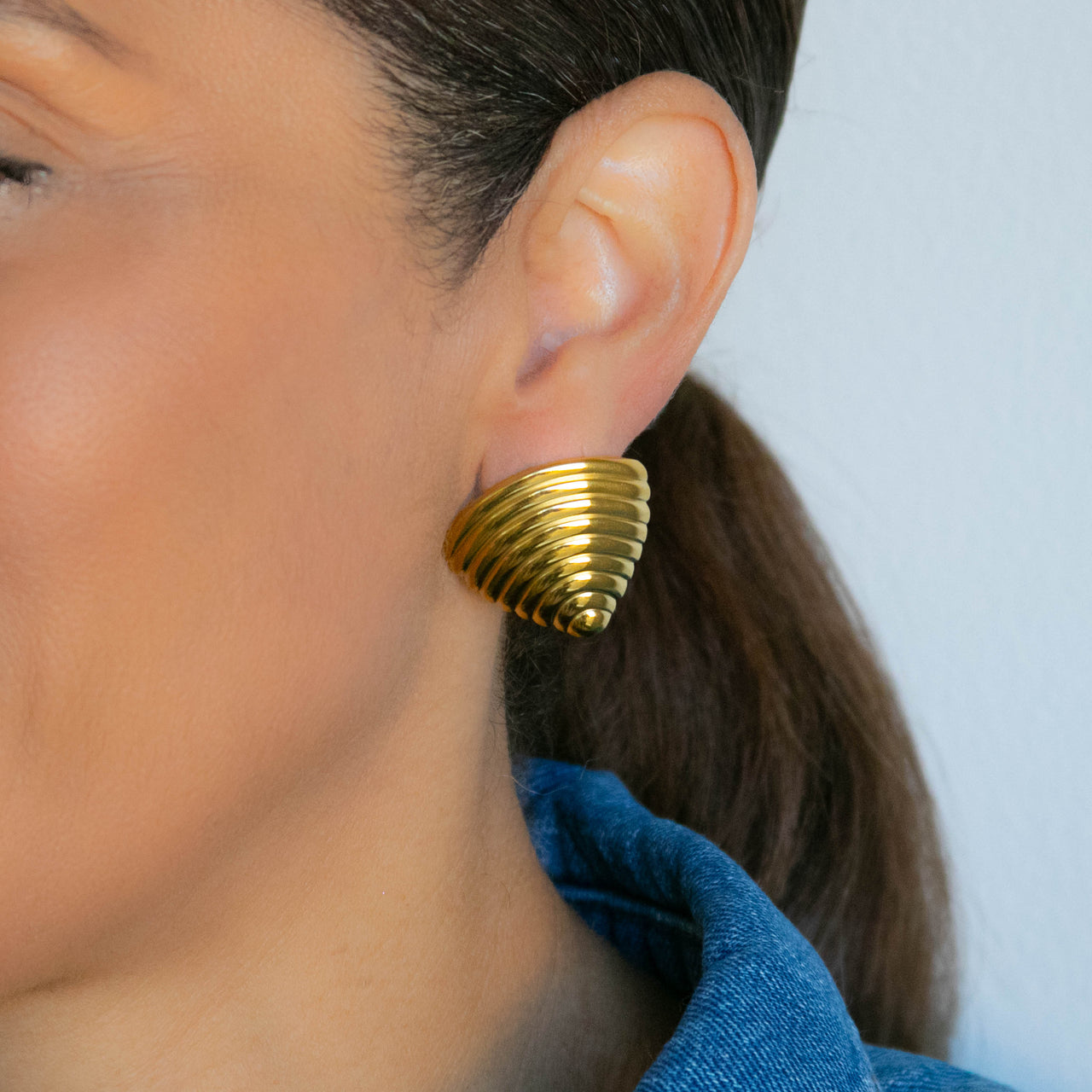 ISLA STUD EARRINGS